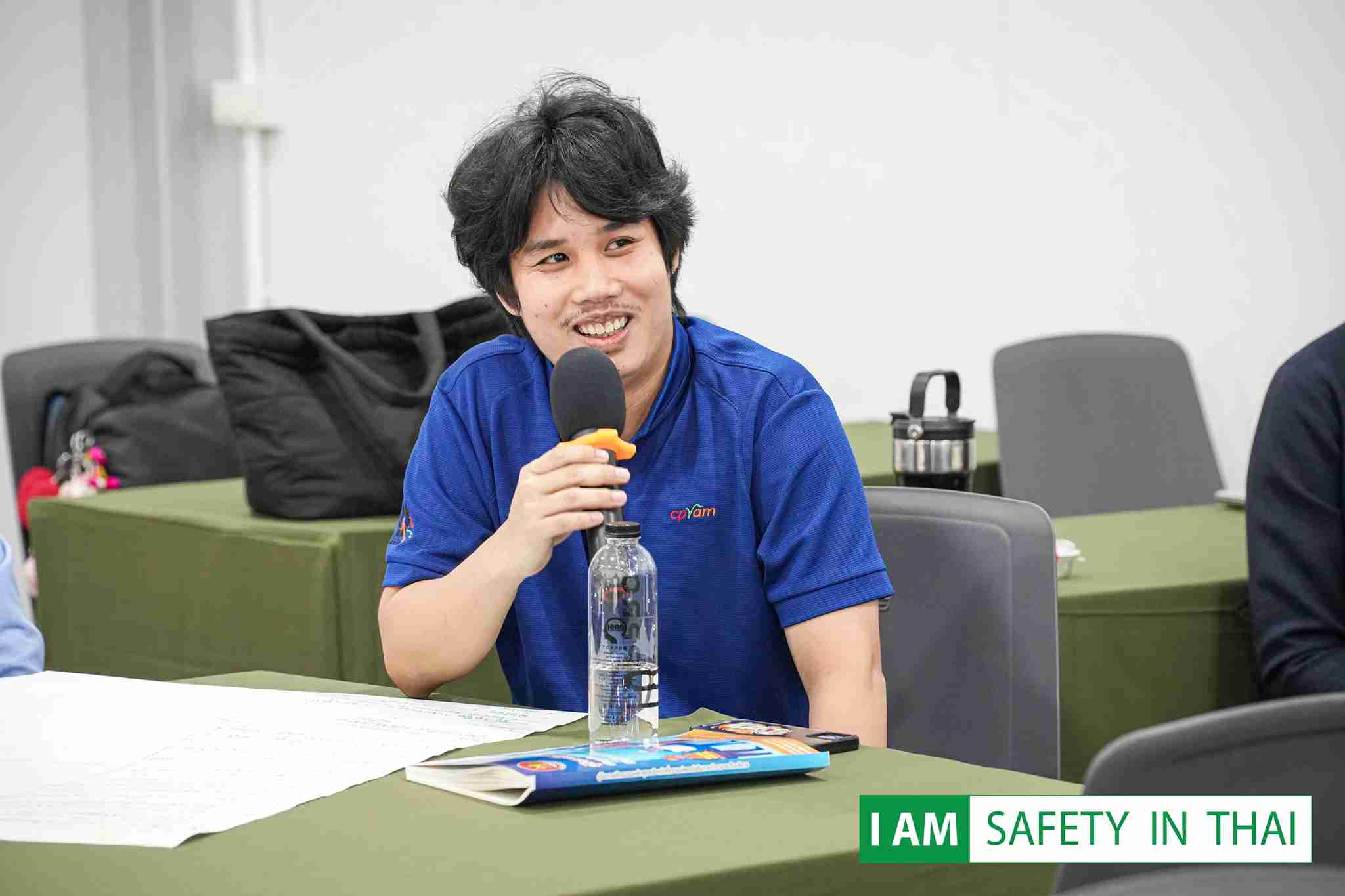 ผู้เข้าอบรมฟังบรรยายจากผู้เชี่ยวชาญเซฟตี้อินไทย